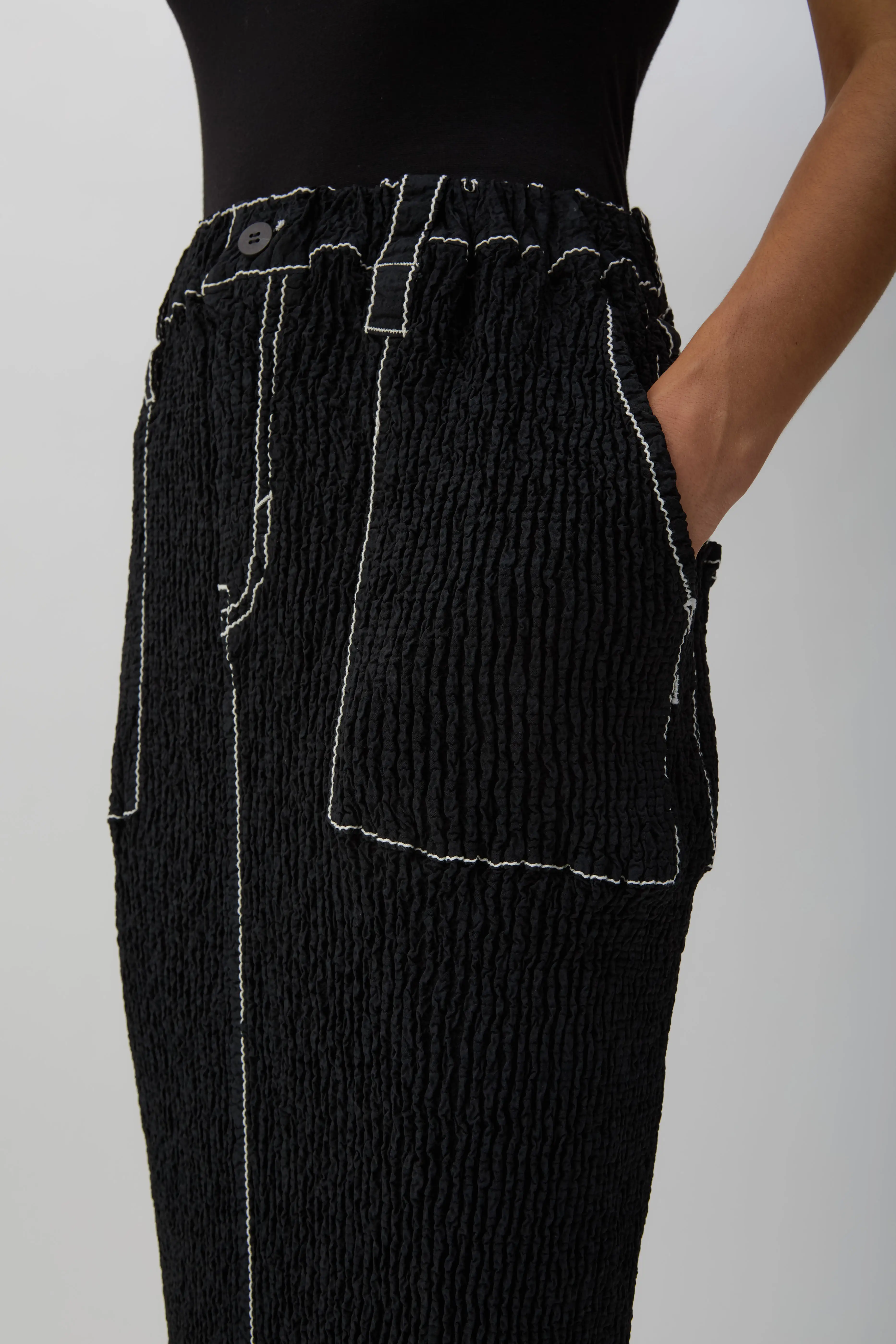 Black Wavelet Ensemble Skirt
