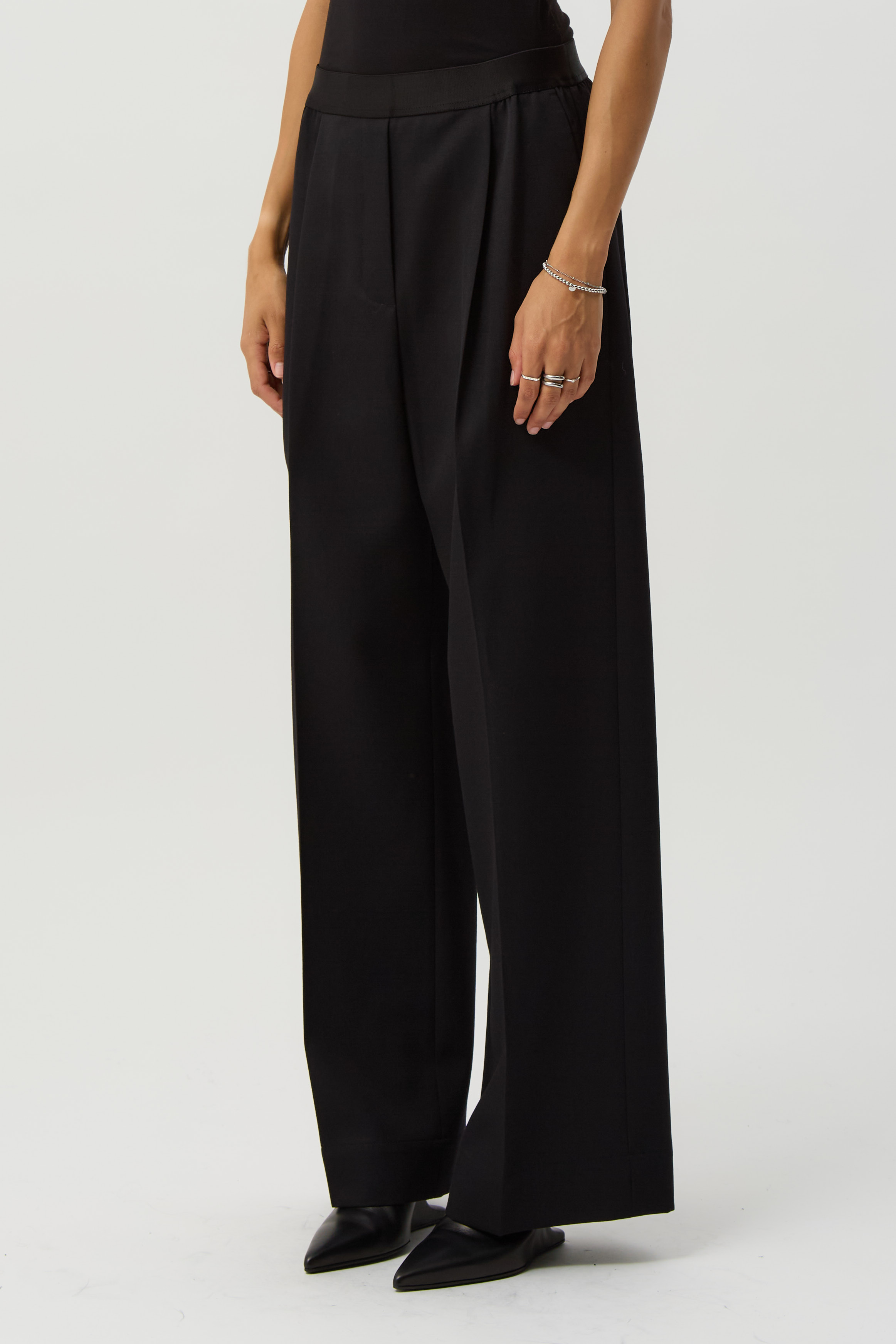 Coarse Black Norm Trouser