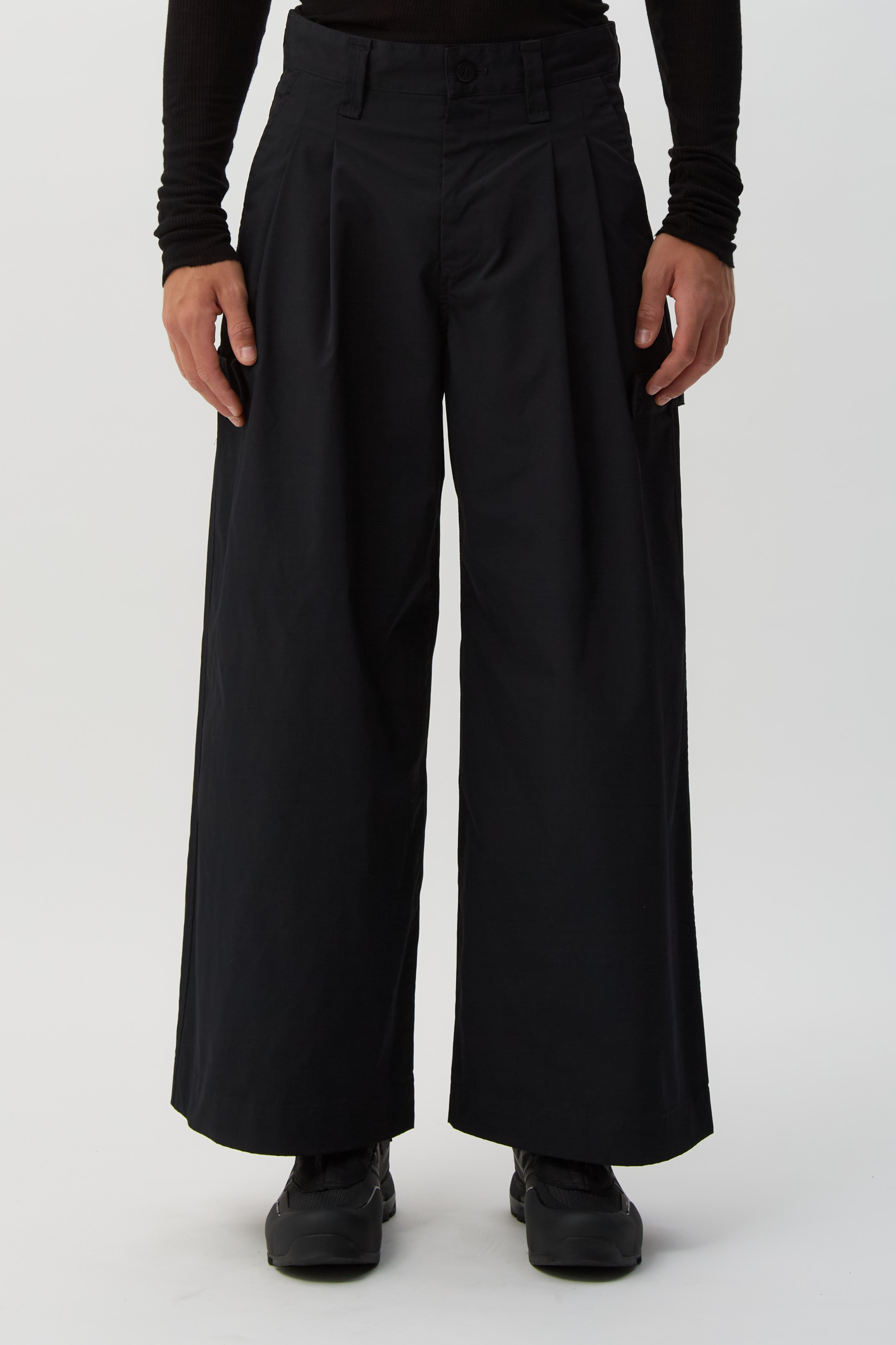 Black Resilience Pants